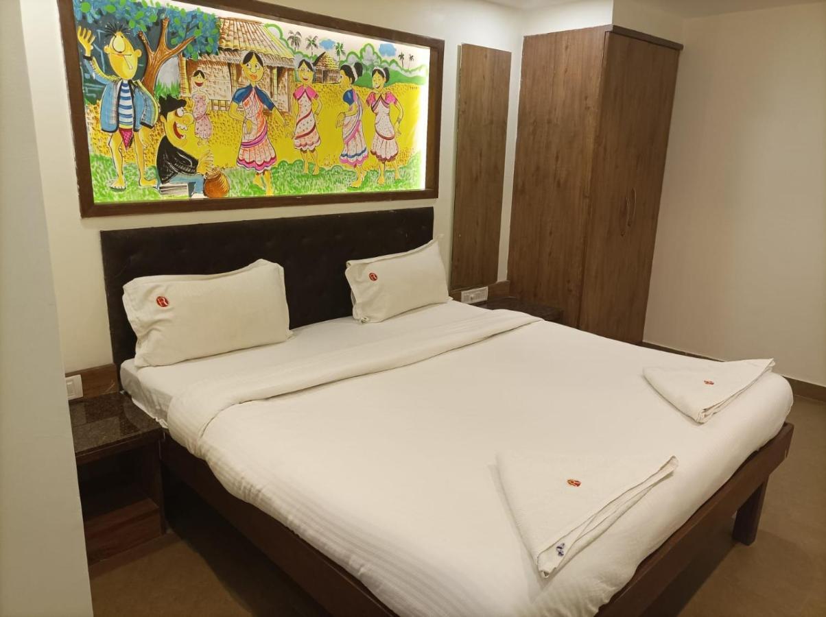 Hotel Ronaldos Old Goa Panaji Esterno foto